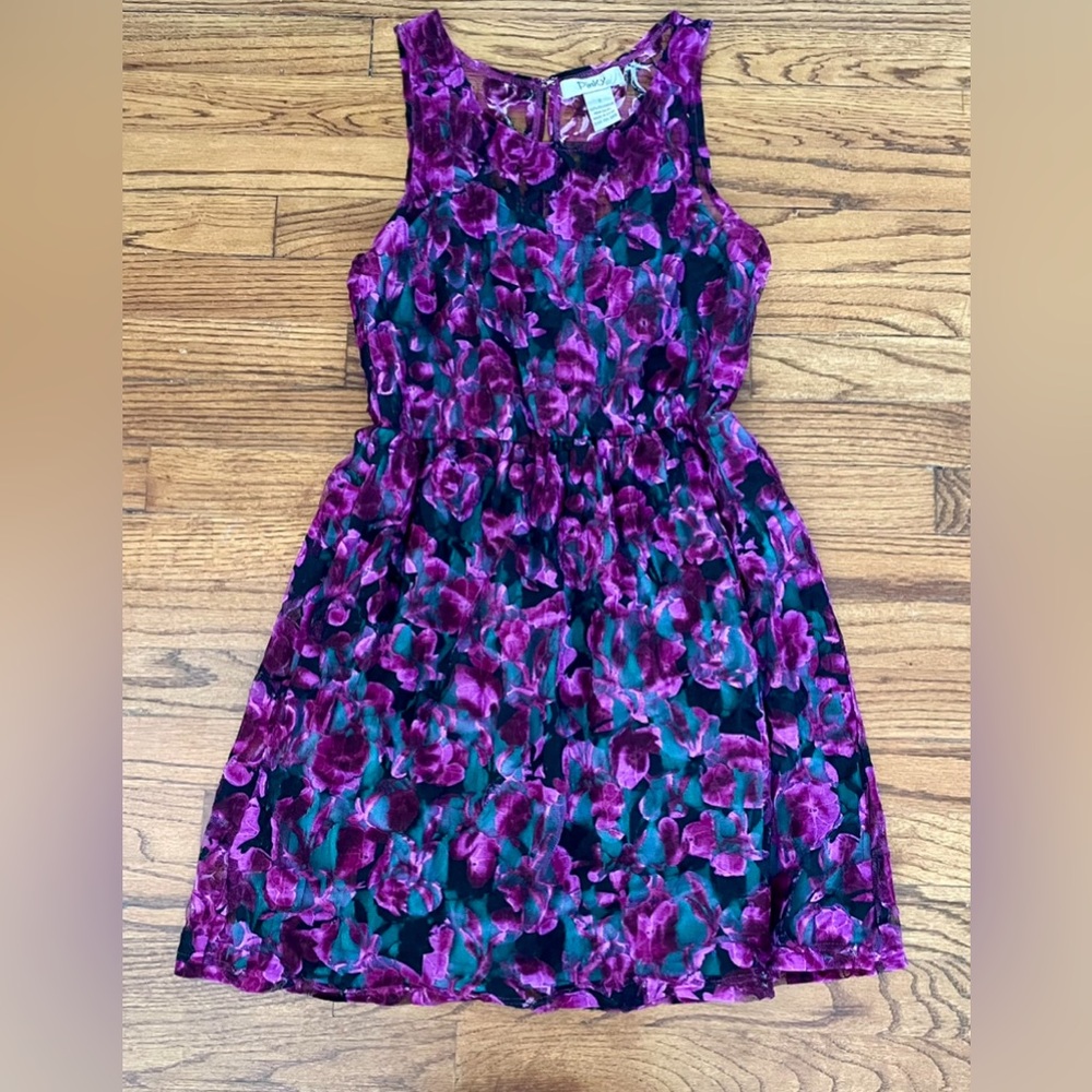 Pinky Purple Magenta Floral Lace Teal Lining A-Line Dress Women’s Size Small